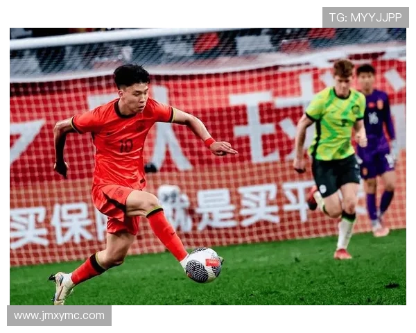 中国足球队备战亚洲杯 新帅战术调整备受期待球员状态回升助力冲击冠军