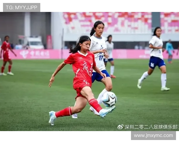 全运会足球赛激烈进行 多支强队争夺冠军名额 展现顶级竞技水平 全运会足球赛激烈进行 多支强队争夺冠军名额 展现顶级竞技水平