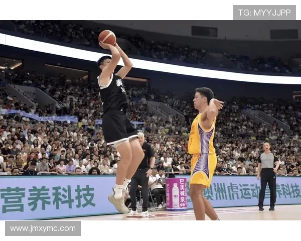 中国男篮力克澳大利亚晋级世界杯四强 关键时刻球员表现引关注