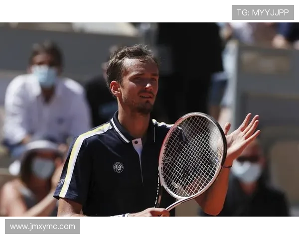 梅德韦杰夫逆转夺冠 北京网球公开赛精彩回顾与展望