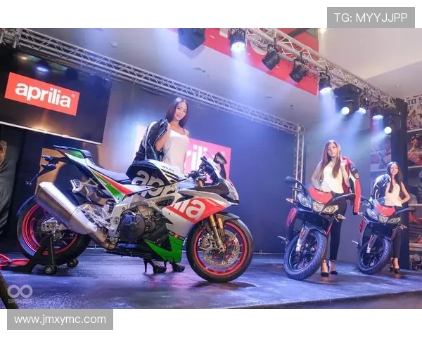 摩托大奖赛赛季风云再起新锐车手强势登场引爆全场巅峰对决激战时