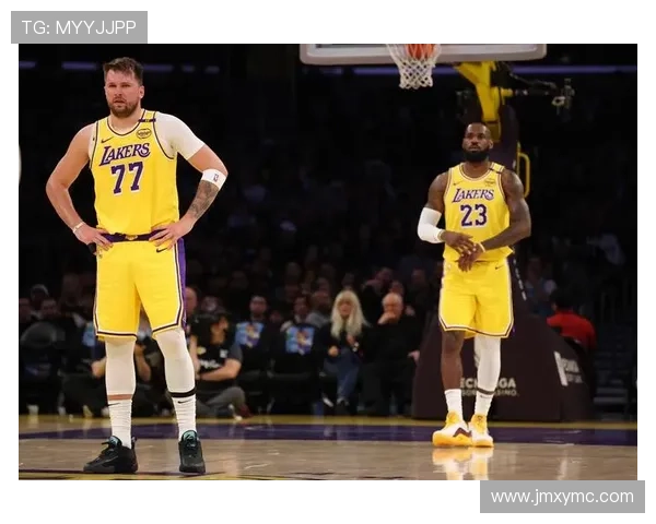 詹姆斯再创历史纪录带领湖人逆转勇士追平季后赛胜场数